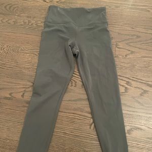 Really pretty green leggings